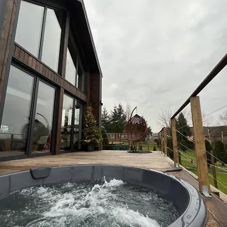 Holiday home Stodola 4 Pory Roku *